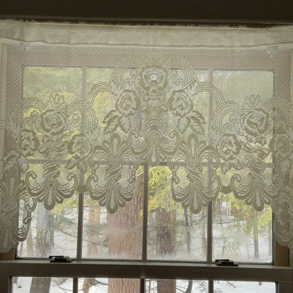 Lace Victorian Rose curtain valance, off white, rose-patterned lace design.